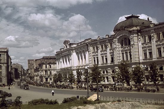 Kharkiv, Ukraine during the German occupation in color, photo 24