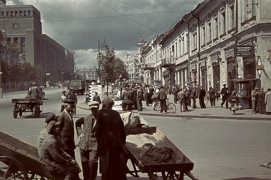 Kharkiv, Ukraine during the German occupation in color, photo 8