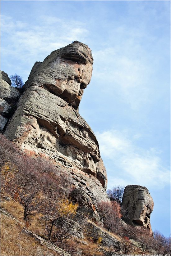 The Valley of Ghosts stone statues, Crimea, Ukraine photo 20