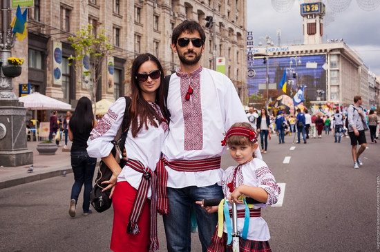 Ukrainians celebrating Independence Day, Kyiv photo 12