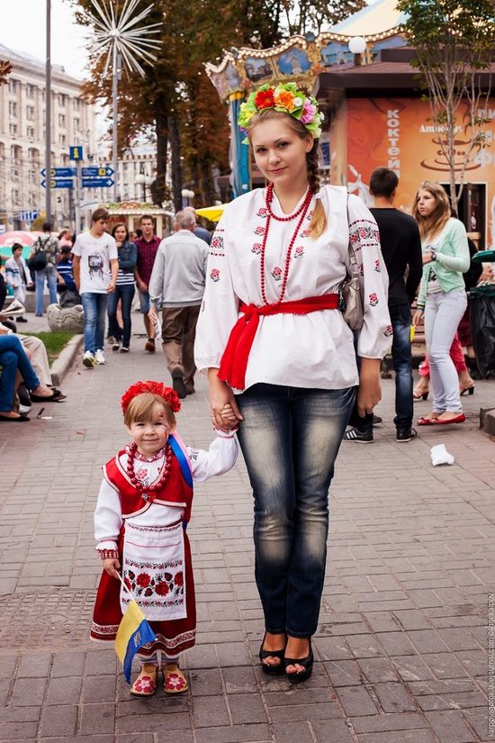 Ukrainians celebrating Independence Day, Kyiv photo 16