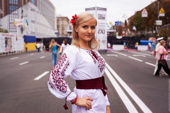 Ukrainians celebrating Independence Day, Kyiv photo 6