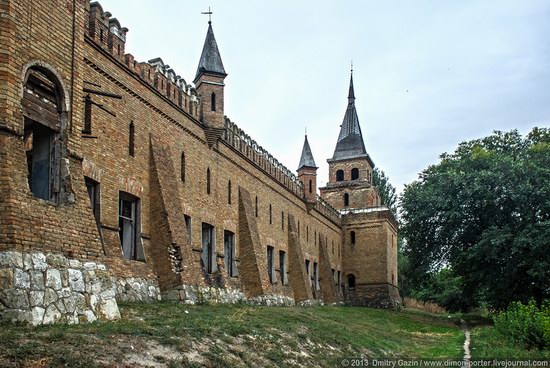 Popov's Castle Estate, Zaporozhye, Ukraine photo 14