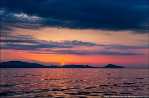 Amazing Sunrise at Cape Kiik-Atlama in Crimea · Ukraine travel blog