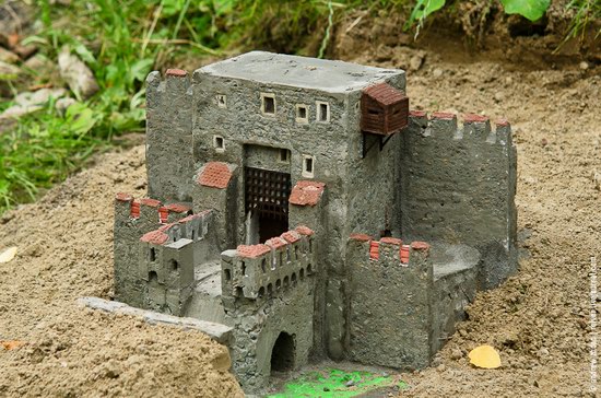 Miniature Fortresses Park in Lviv, Ukraine photo 3