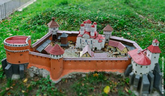 Miniature Fortresses Park in Lviv, Ukraine photo 5