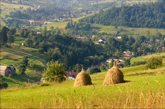 Pastoral Summer Landscapes of Transcarpathia, Ukraine photo 4