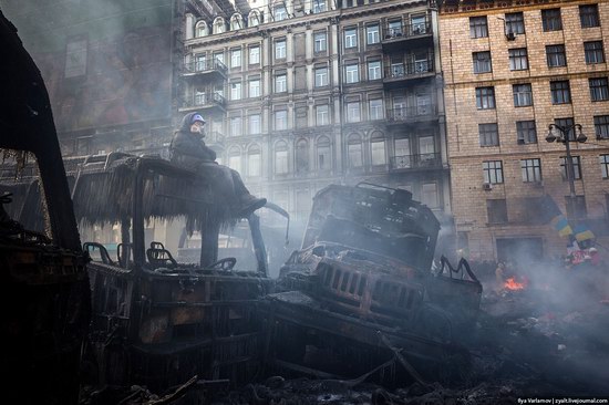 Confrontation in Kyiv, Ukraine, photo 10