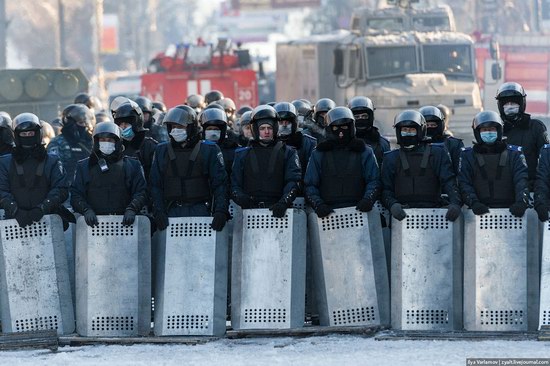 Confrontation in Kyiv, Ukraine, photo 23