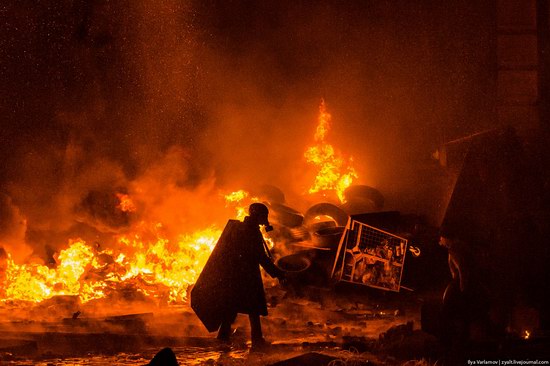 Confrontation in Kyiv, Ukraine, photo 3