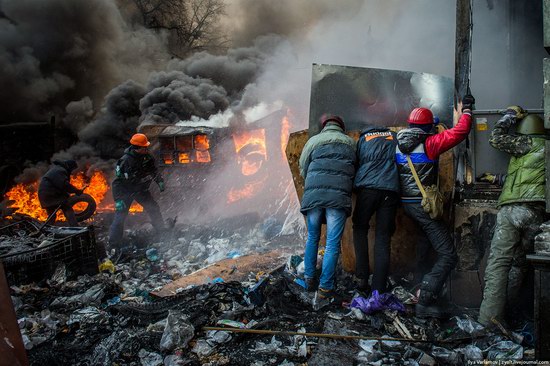 Confrontation in Kyiv, Ukraine, photo 9