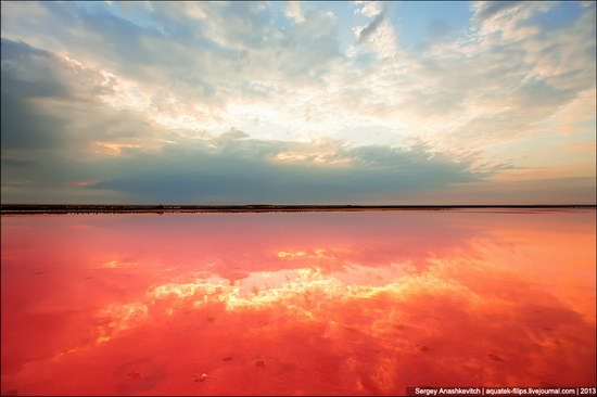 Martian Landscapes of the Past in the Crimea, Ukraine, photo 1