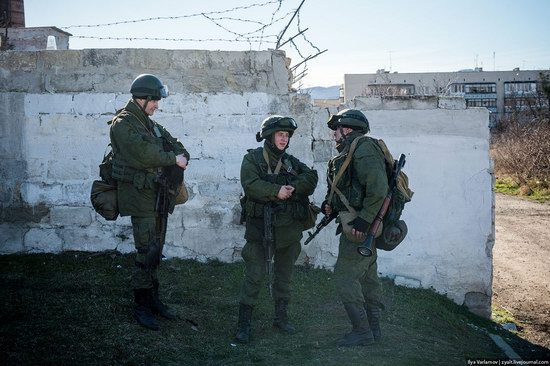 Russian troops, Crimea, Ukraine, photo 2