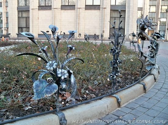 Forged Figures Park in Donetsk, Ukraine, photo 24