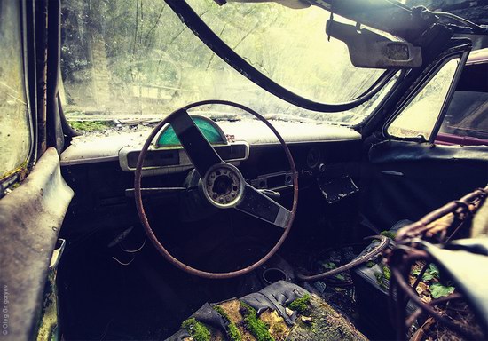 Abandoned vintage cars, Ukraine, photo 3