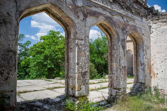 Abandoned Moorish palace near Odessa, Ukraine, photo 11