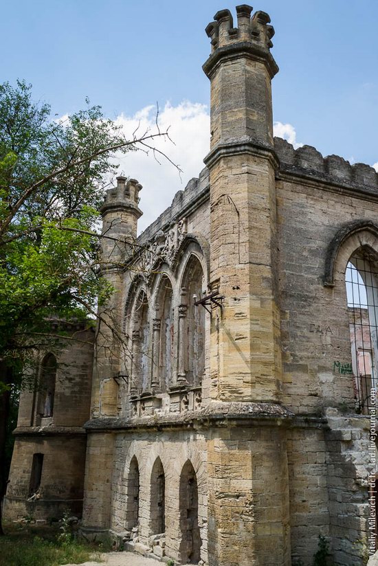 Abandoned Moorish palace near Odessa, Ukraine, photo 19