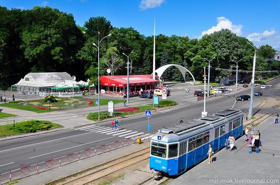 Walking the streets of beautiful Vinnitsa, Ukraine, photo 1