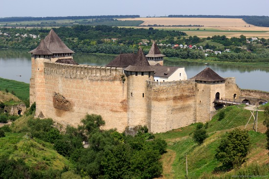 Khotyn fortress, Ukraine, photo 1