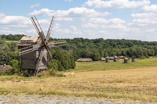 The Museum of Folk Architecture and Life of Ukraine, photo 1