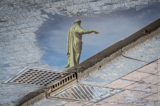 The reflections in the puddles of Odessa, Ukraine, photo 1