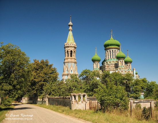 The Assumption Cathedral in Bila Krynytsya, Ukraine, photo 1