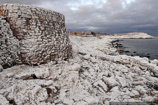 Ice age in Crimea - ice-bound Chersonese, photo 3