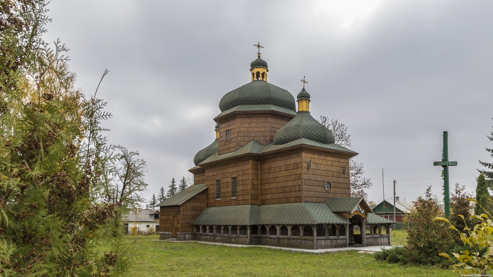 St. Nicholas Church in Sasiv · Ukraine travel blog
