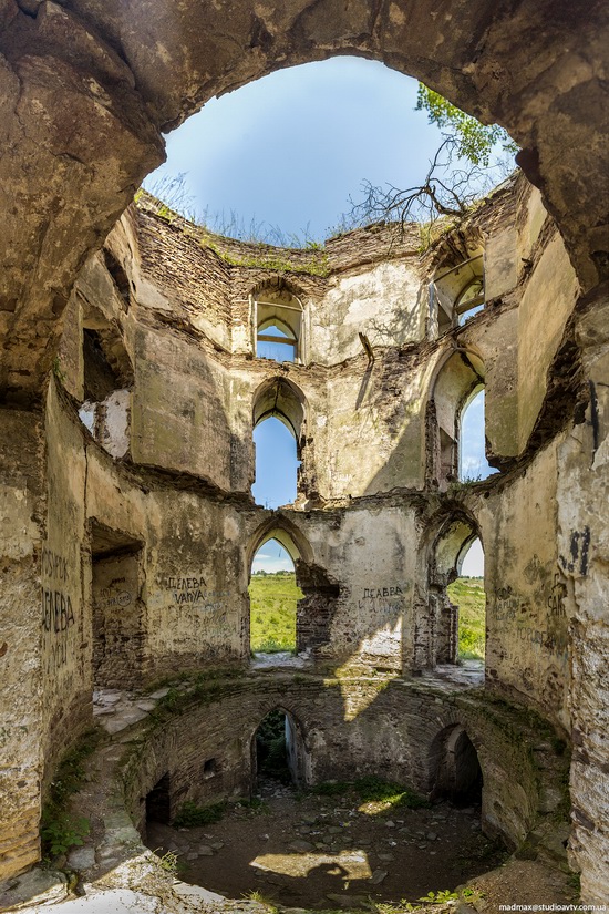 Chervonograd palace remains, Ternopil region, Ukraine, photo 11