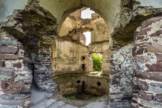 Chervonograd palace remains, Ternopil region, Ukraine, photo 12