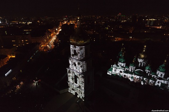 Light show at Sophia Square, Kyiv, Ukraine, photo 4