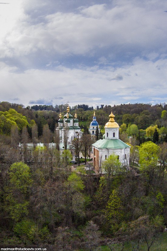 Vudubickiy Monastery, Kyiv, Ukraine, photo 2