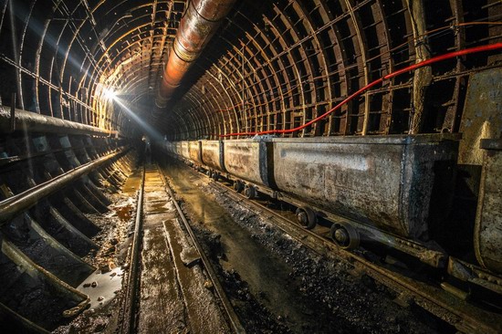 The catacombs of the unfinished subway, Dnepropetrovsk, Ukraine, photo 3