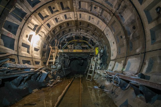 The catacombs of the unfinished subway, Dnepropetrovsk, Ukraine, photo 4