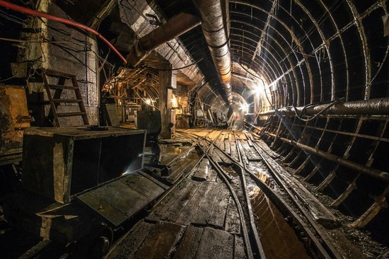 The catacombs of the unfinished subway, Dnepropetrovsk, Ukraine, photo 7