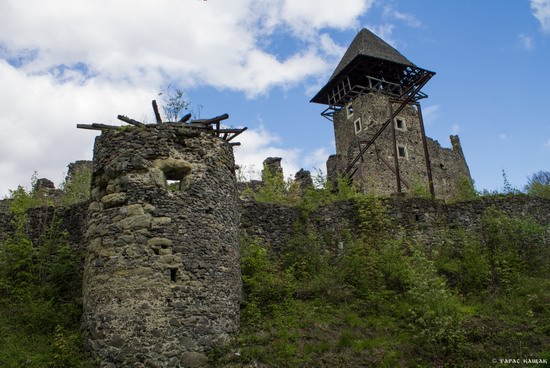 The ruins of Nevytsky Castle, Zakarpattia region, Ukraine, photo 1