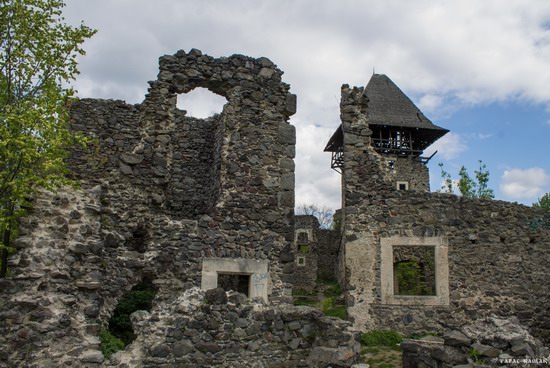 The ruins of Nevytsky Castle, Zakarpattia region, Ukraine, photo 7