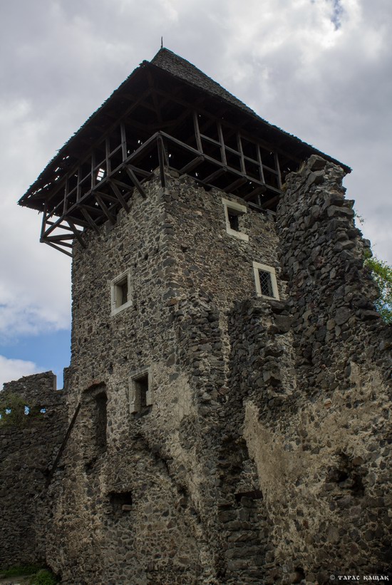 The ruins of Nevytsky Castle, Zakarpattia region, Ukraine, photo 9