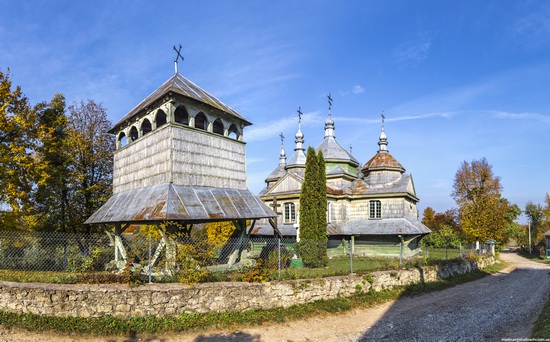 Church of St. Michael the Archangel in Lahodiv, Lviv region, Ukraine, photo 4