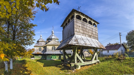 Church of St. Michael the Archangel in Lahodiv, Lviv region, Ukraine, photo 5