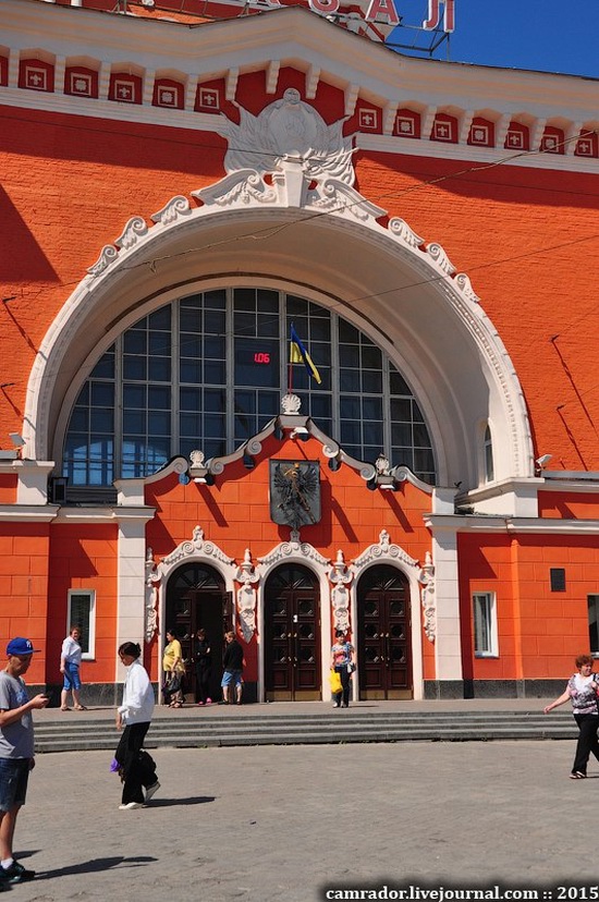 Chernihiv railway station, Ukraine, photo 6