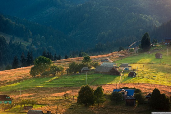 Dzembronya – the most high-altitude village in Ukraine · Ukraine travel ...