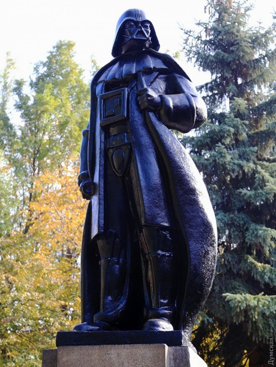 Darth Vader monument, Odessa, Ukraine, photo 11