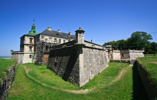 Pidhirtsi Castle, Lviv region, Ukraine, photo 1