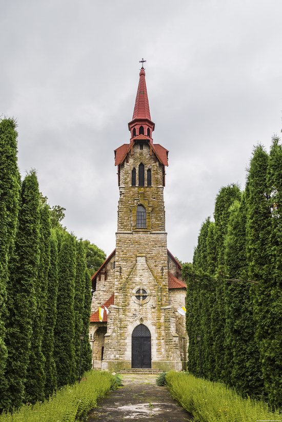 St. Anthony Catholic Church, Losyach, Ternopil region, Ukraine, photo 2