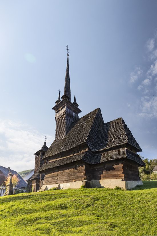 St. Paraskeva Church, Oleksandrivka, Zakarpattia region, Ukraine, photo 2