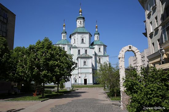 Walk through the streets of Sumy, Ukraine, photo 1