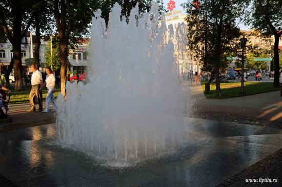 Walk through the streets of Sumy, Ukraine, photo 26