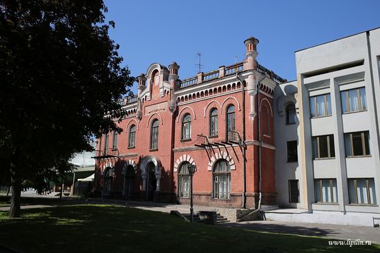 Walk through the streets of Sumy, Ukraine, photo 7