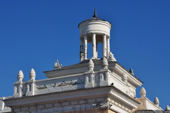 The monuments of Stalinist architecture in Zhitomir, Ukraine, photo 3